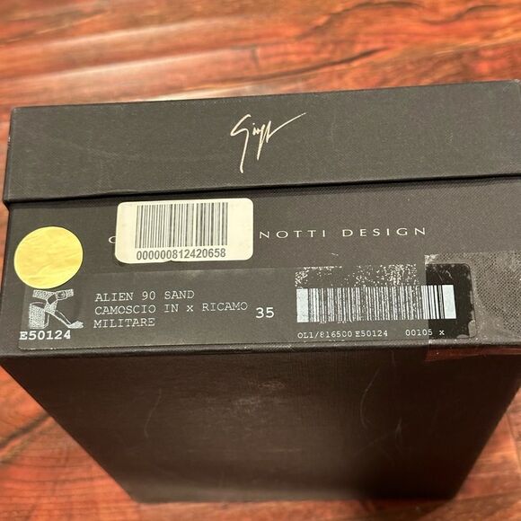 Giuseppe Zanotti studded Ankle-Wrap Chunky-Heel Sandal, Militare size 35 - Picture 16 of 16